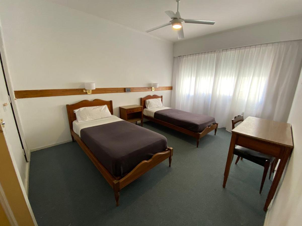 Wanna La Plata Hostel ภายนอก รูปภาพ